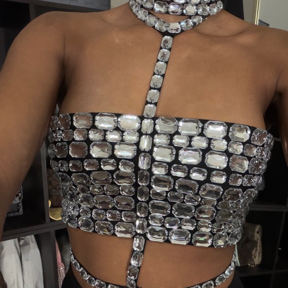 Top - Picture 5 of 6